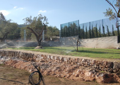 Instal·lació i automatització de reg per al jardí