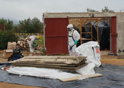 Descontaminació d’amiant magatzem